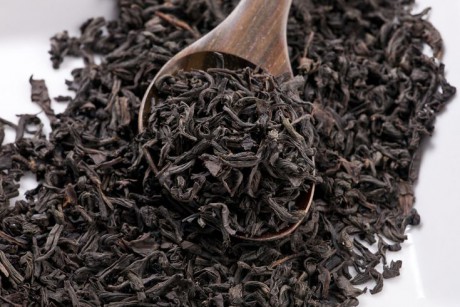 Dry-black-tea-581a73a03df78cc2e85d2f7d